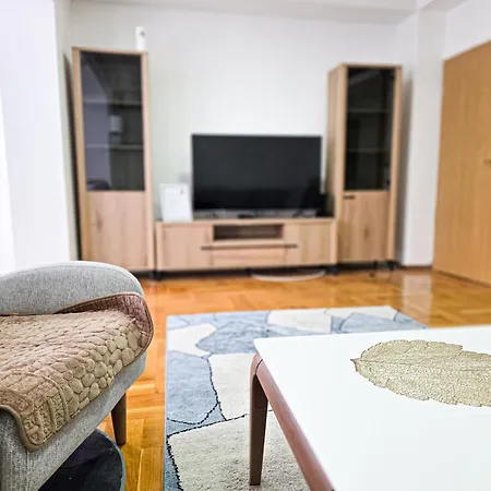 Signature Free Parking Szkopje