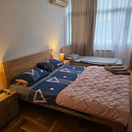 Signature Free Parking Apartman Szkopje