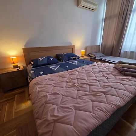 Signature Free Parking Apartament Skopje