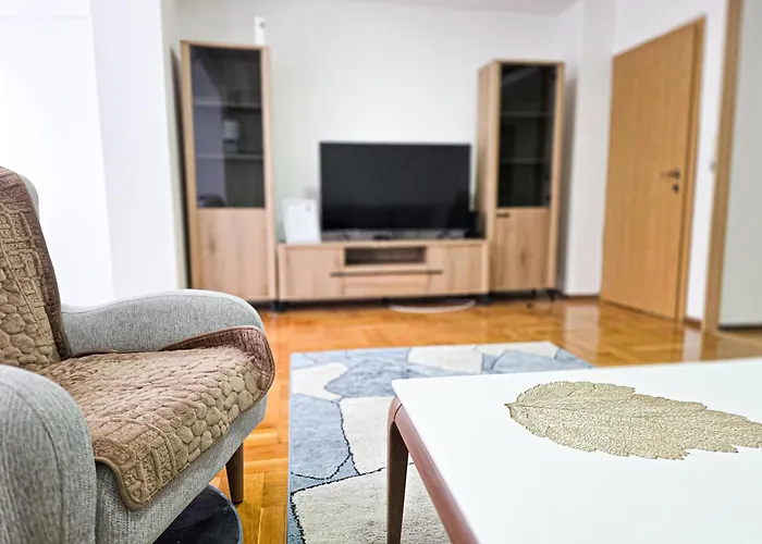 Signature Free Parking Szkopje