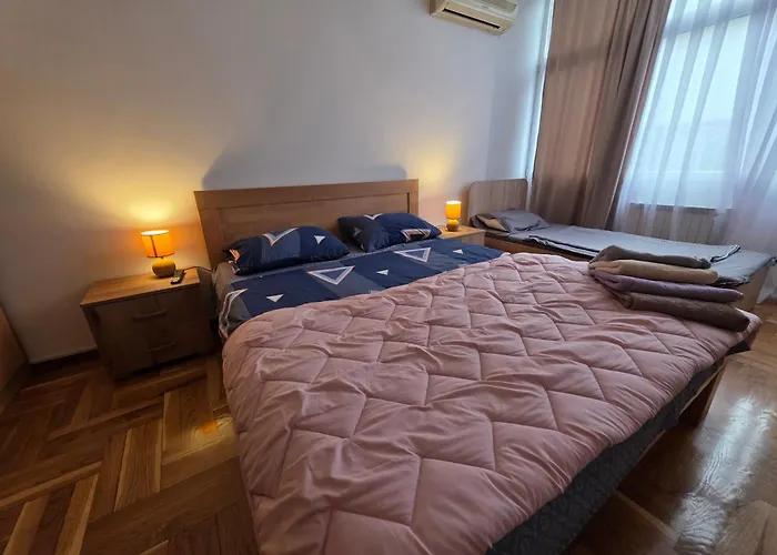 Signature Free Parking Apartament Skopje